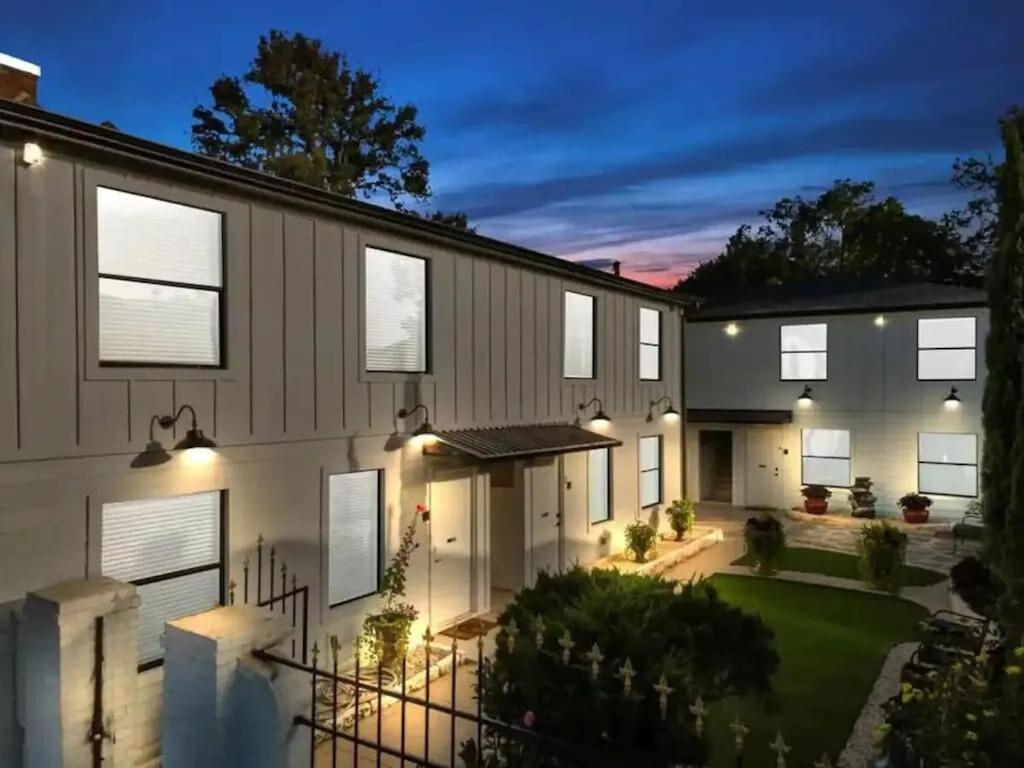 Htx Dtown Apt I Sleeps 7 Wi-Fi Parking Free Gym Χιούστον Εξωτερικό φωτογραφία